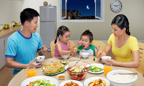 Bữa ăn rất quan trọng vừa duy trì nhịp độ sinh học và kết nối gia đình