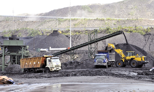 Xin khai thác 100.000 tấn quặng sắt bán cho Trung Quốc